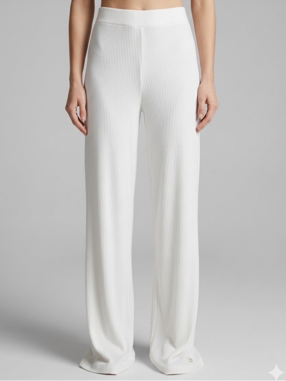 Skims Ribbed Wide-Leg Pants in White - Picture 3 of 11